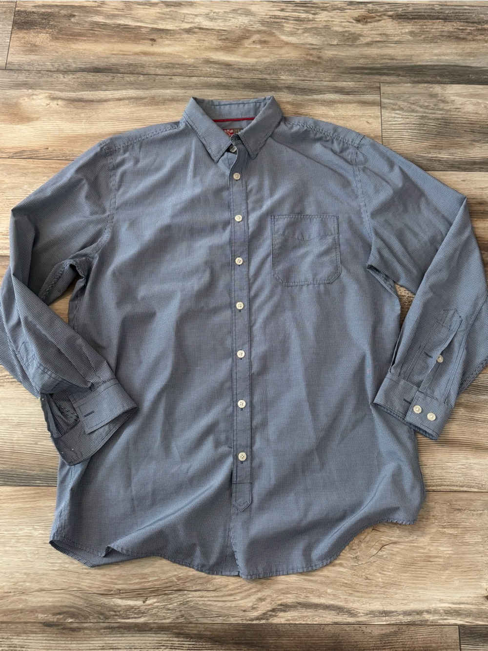 Chic-fil-A uniform Button Down Blue and White Gingham Large Oobe Brand